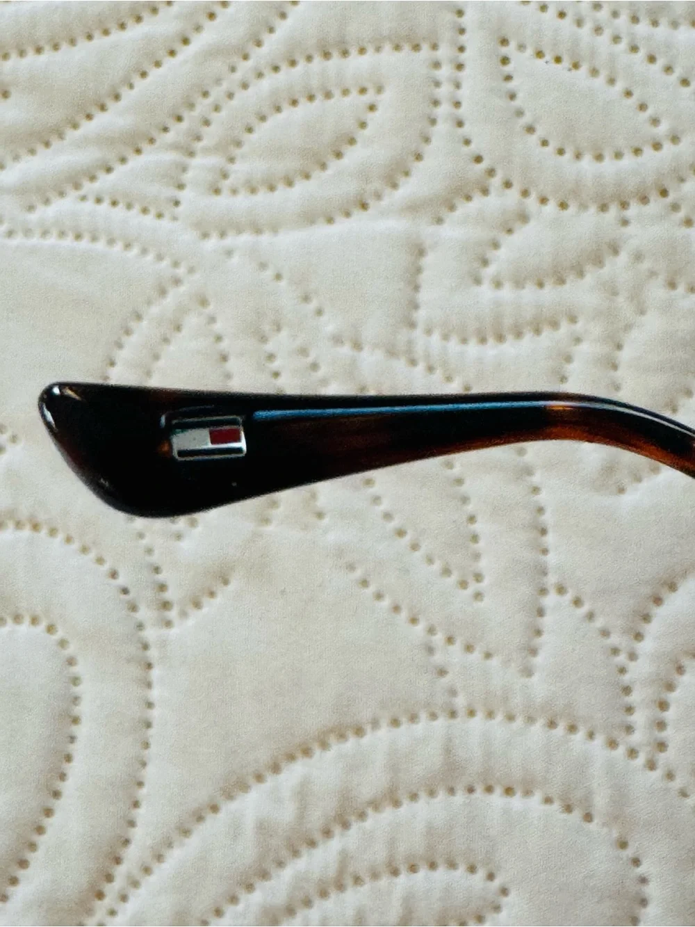 Tommy Hilfiger Tortoiseshell Frame Sunglasses with Brown Gradient Lenses